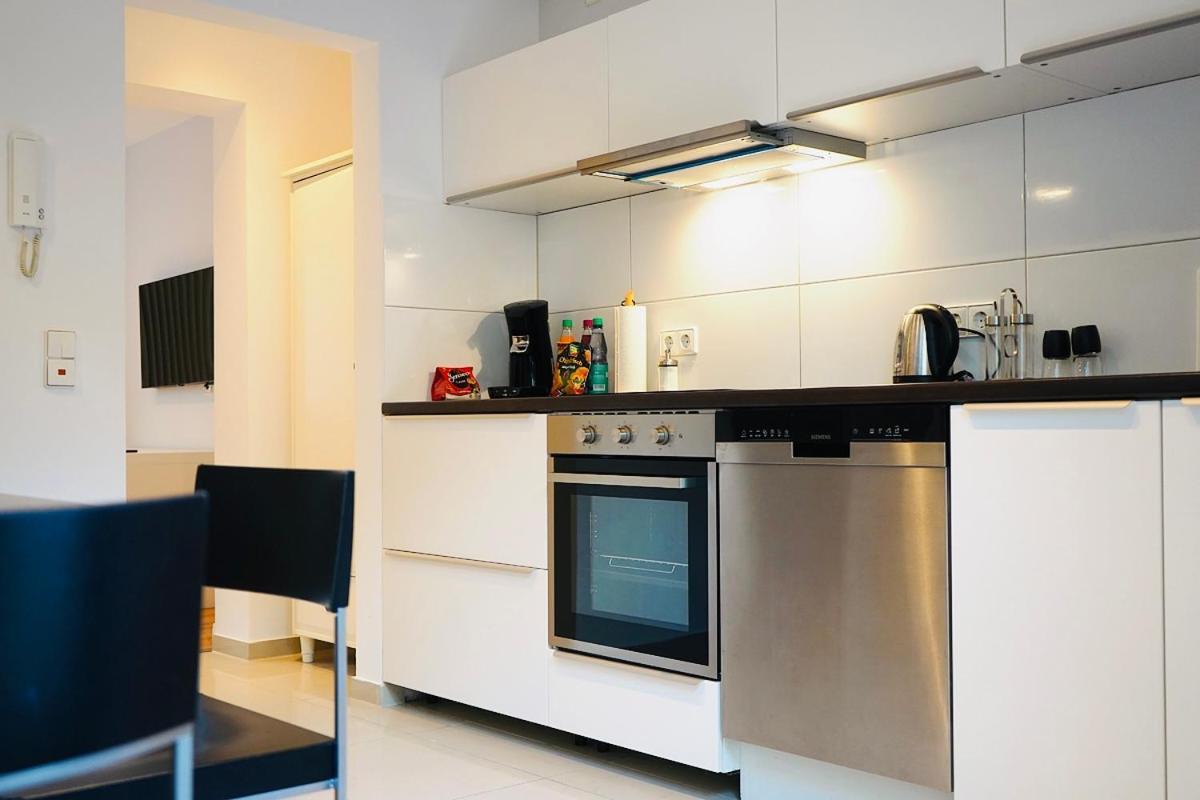 Haus Im Gruenen Fuer 6 Personen-3 Schlafzimmer- 3 Baedern -Waschmaschine-Grosse Terrasse- Vollausgestattete Kueche Wolfsburgo Exterior foto